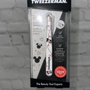 Disney‎ Tweezerman Tweezers Limited edition Mickey Mouse slant tweezer